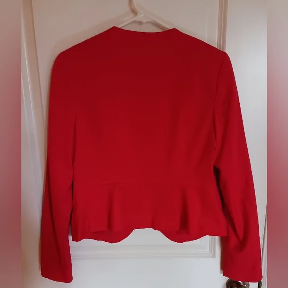 Blazer - Picture 2 of 2